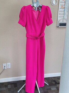 ADELY'N RAE GORGEOUS NEON PINK JUMPSUIT SMALL BELTED